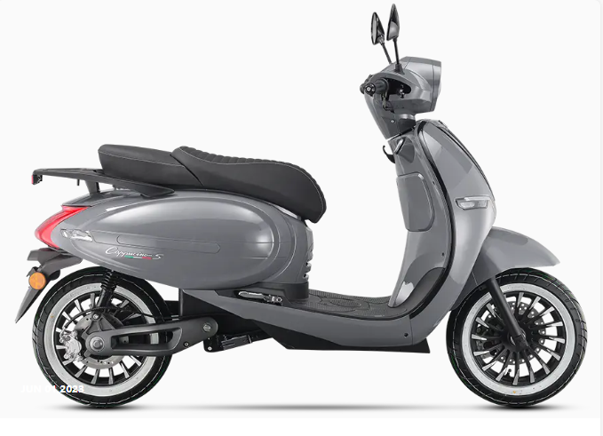 La Brisa de Primavera Va Con Vosotros, Conducid y Disfrutad de la Libertad — Los Vehículos Eléctrico